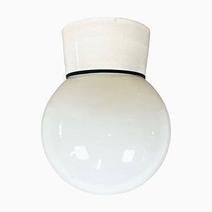 Weiße industrielle Deckenlampe aus Porzellan mit Milchglas, 1970er