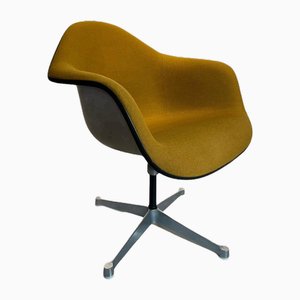 Dax Chair in Fiberglass by Ray & Charles Eames for Herman Miller, 1970s