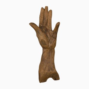 Escultura de mano de P. Baurens, siglo XX