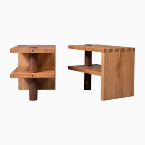 Tables de Chevet Artisanales en Chêne et en Noyer de Sum Furniture, Set de 2