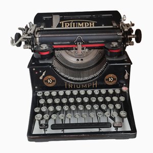 Machine à écrire Triumph, 1930