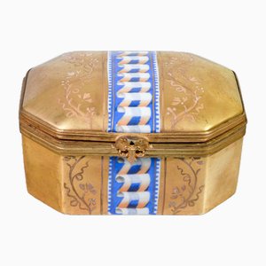 Caja de cerámica pintada a mano de Sevres, 900