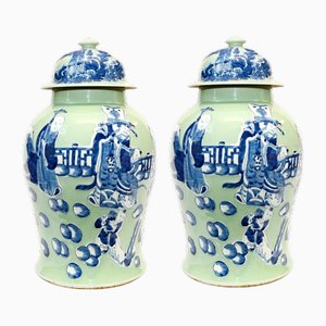 Pots à Gingembre ou Urnes de Temple en Porcelaine Céladon, Chine, Set de 2