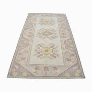 Vintage Faded Rug in Wool