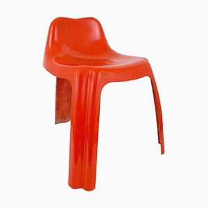 Orangefarbener französischer Stuhl aus Fiberglas von Patrick Gingembre für Paulus, 1970er