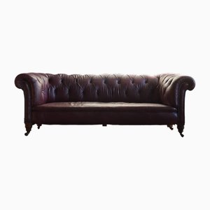 Antique Leather Chesterfield Sofa in Burgundy