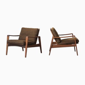 Model 30 Easy Chairs by Arne Wahl Iversen for Comfort, Denmark, 1960s, Set of 2