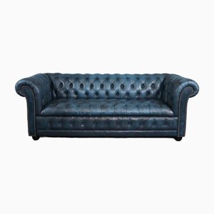 Chesterfield 2-Sitzer Sofa mit Knopfleiste in Blau