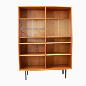 Vintage Bookcase with Glass Mibacts from Hundevad & Co.