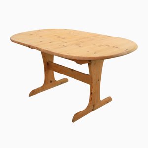 Oval Pine Filz Extendable Dining Table