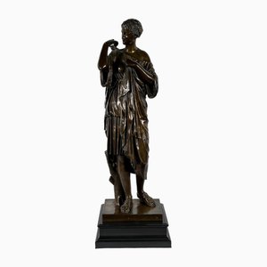 Ferdinand Barbedienne, Diane de Gabies After Praxitèle, década de 1800, bronce grande