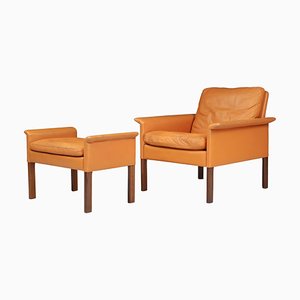 Lounge Chair and Ottoman in Walnut and Leather attributed to Hans Olsen for C/S Møbler, 1960s, Set of 2