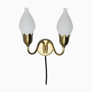 Tulip Wandlampe aus Messing & Opalglas mit 2 Armen von Fog & Mørup, 1950er