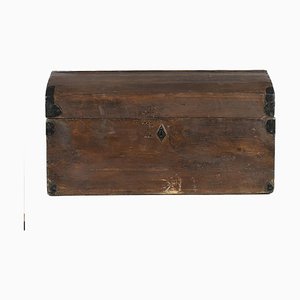 Baúl de transporte vintage de metal y madera