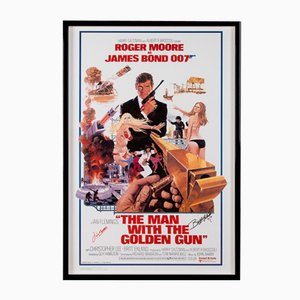 Hombre de James Bond con la impresión posterior de la pistola dorada, 1997