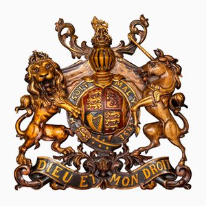 Armoiries Royales du 20ème Siècle en Bois Sculpté et Peint, Royaume-Uni, 1900s