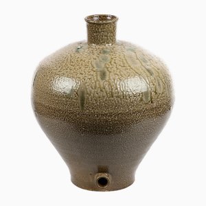 Antike chinesische Vase aus grün glasierter Keramik
