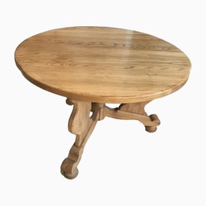 Farmers Round Dining Table in Oak