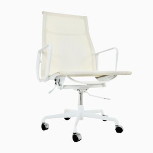 White Desk Chair by Charles & Ray Eames for ICF / Herman Miller, 1970s