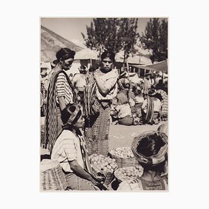 Hanna Seidel, gente del mercado guatemalteco, fotografía en blanco y negro, años 60