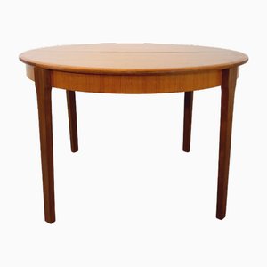 Vintage Scandinavian Round Table in Teak with Extension, 1960s