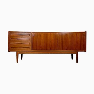 Credenza vintage in teak attribuita a Johannes Andersen per Uldum Furniture Factory, Danimarca, anni '60