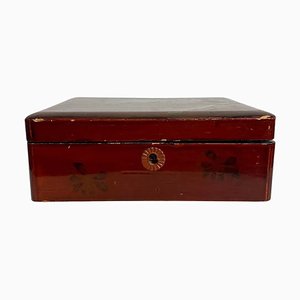 Boîte Antique Laquée Rouge, 1800s