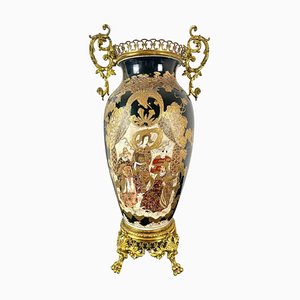 Jarrón Satsuma de porcelana y metal dorado, siglo XIX