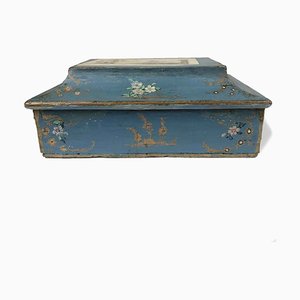 Lacquered Box with Faux Paper and Flowers, Late 1700s