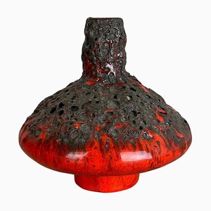 Jarrón UFO de cerámica roja y negra atribuido a Otto Keramik, Alemania, años 70