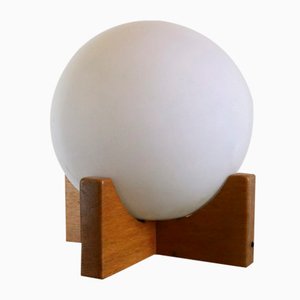 Lámpara de mesa y base de madera