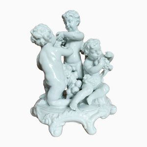 Scultura barocca con putti