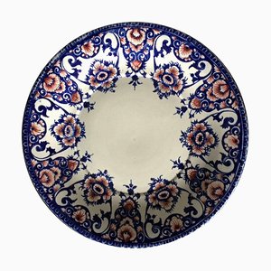 19th Century Red and Blue Faience Plate from Gien