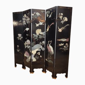 Chinese Screen with Decorations