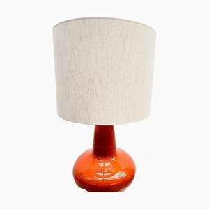 Lámpara de mesa Mid-Century moderna de cerámica en rojo naranja, Bélgica, años 60