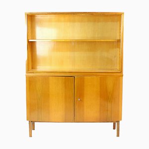 Hohes Mid-Century Modern Sideboard aus Nussholz von Jitona, Ehemalige Tschechoslowakei, 1960er