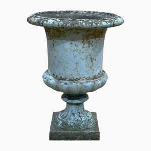 20th Century Medici Vase in Cast Iron