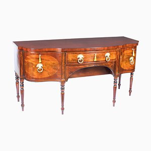 Englisches Regency Sideboard aus geflammtem Mahagoni, 19. Jh.