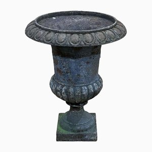 20th Century Medici Vase in Cast Iron