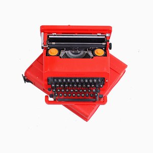 Máquina de escribir Valentine en rojo de Ettore Sottsass para Olivetti, años 60