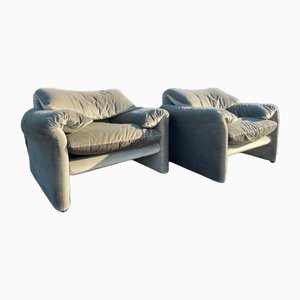 Maralunga Armchairs from Cassina, Set of 2