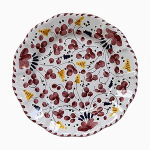 Großer Deruta Teller mit roten Blumen von Popolo