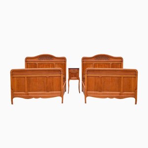 French Art Nouveau Beds and Nightstand in Oak, 1910, Set of 3