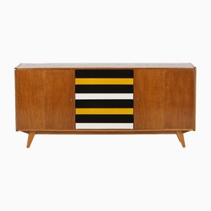 Credenza Mid-Century con cassetti in legno di UP Závody, anni '60