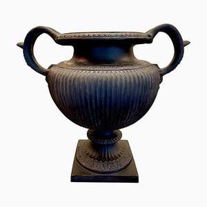 Jarrón italiano neoclásico de terracota de suelo negro, siglo XIX, década de 1860