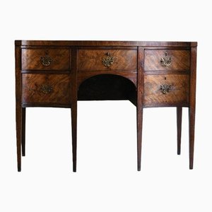 Georgianisches Serpentine Sideboard aus Mahagoni