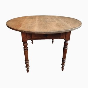 Round Extension Table in Oak