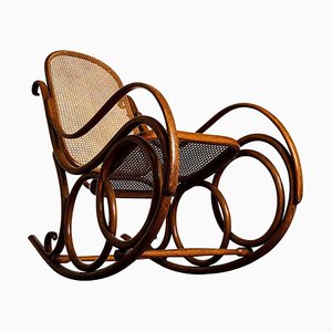 Rocking Chair en Bois Courbé avec Accoudoirs Courbés par Michael Thonet, 1900