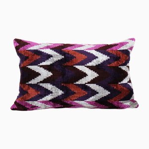 Fodera per cuscino lombare in velluto Ikat di seta, inizio XXI secolo