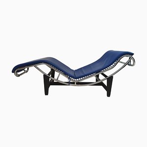 Chaise longue in pelle blu in stile Le Corbusier, anni '90